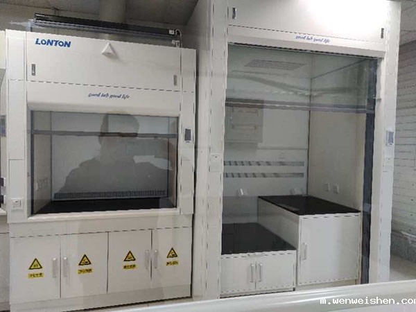 中国重型汽车集团实验室通风设备安装进行中(图3)