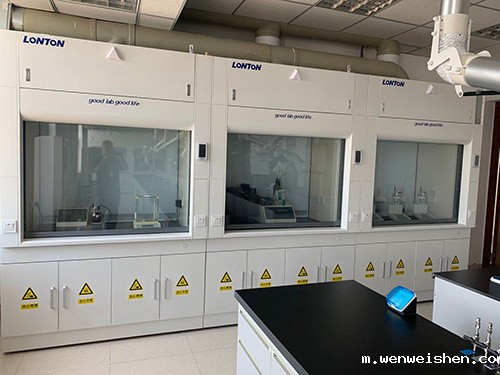 河北鑫海化工集团有限公司实验室装修施工进行中(图3)